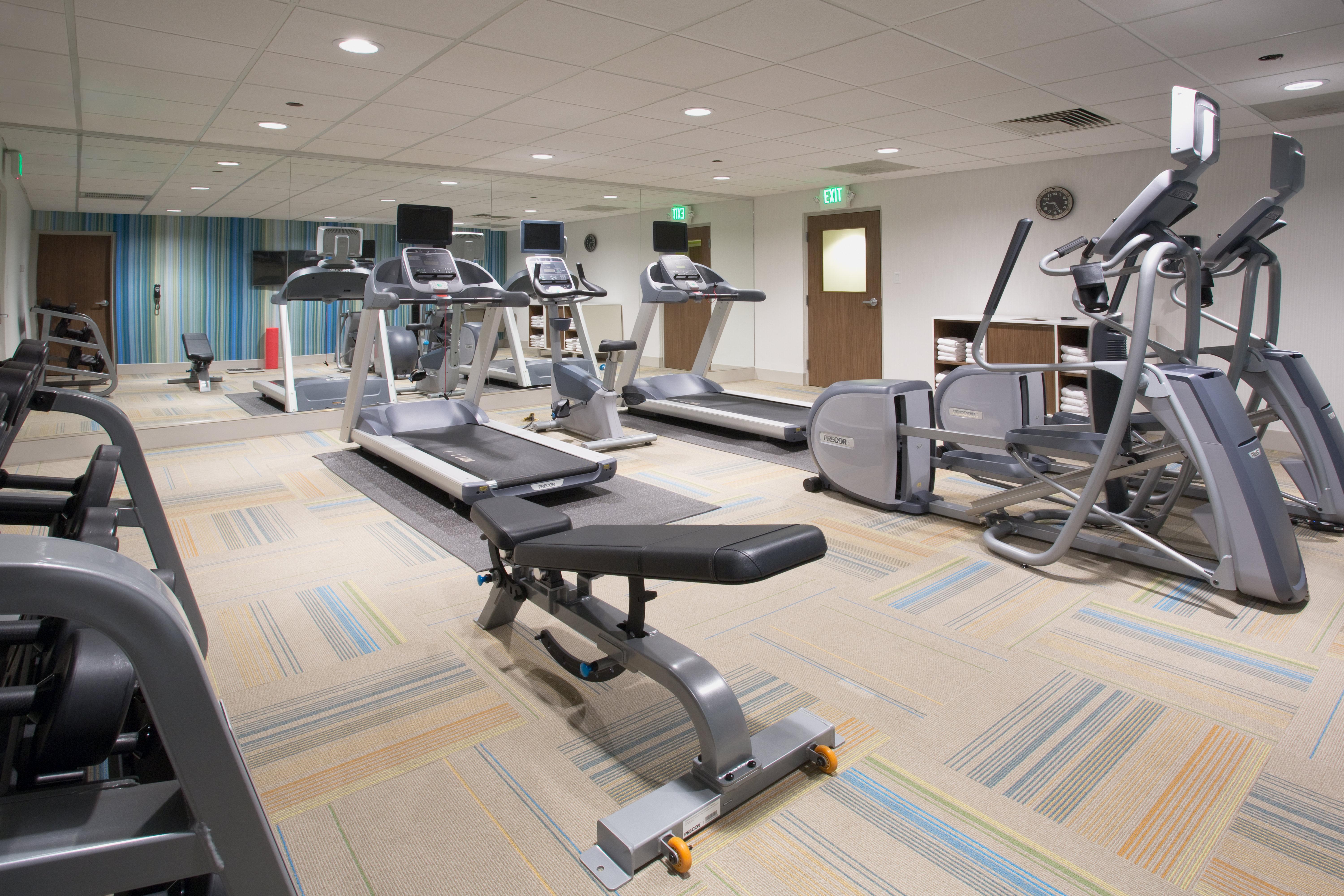 Holiday Inn Express & Suites - Calgary Airport Trail Ne By Ihg Екстериор снимка