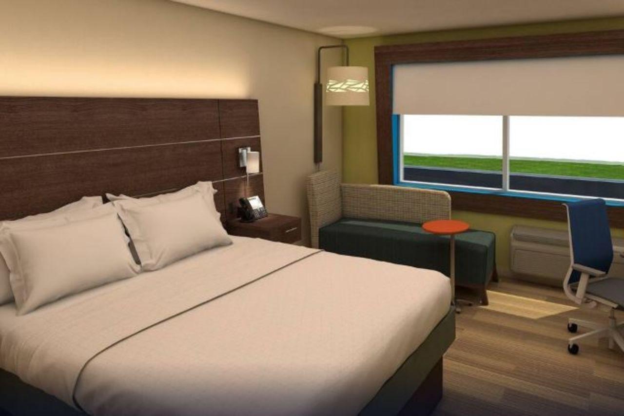 Holiday Inn Express & Suites - Calgary Airport Trail Ne By Ihg Екстериор снимка