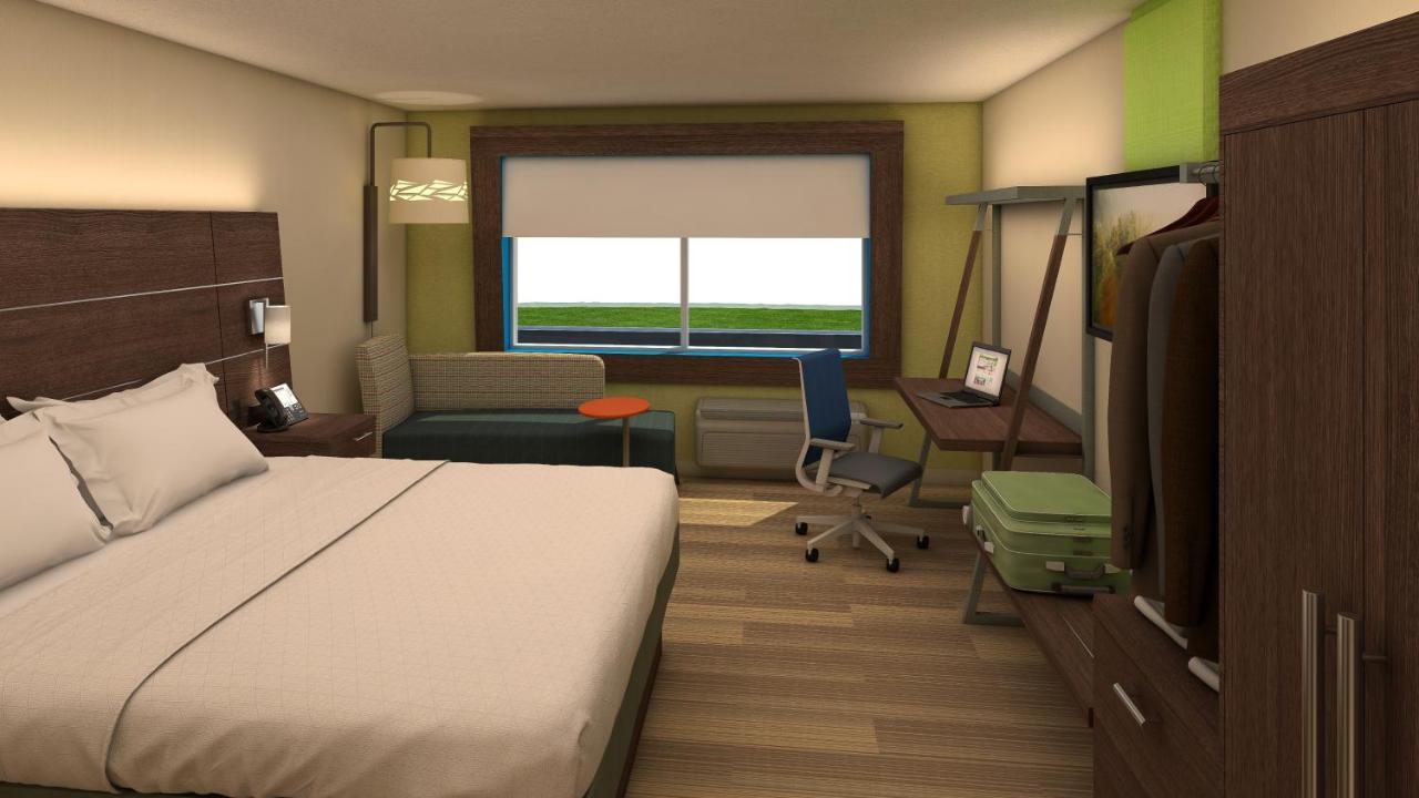 Holiday Inn Express & Suites - Calgary Airport Trail Ne By Ihg Екстериор снимка