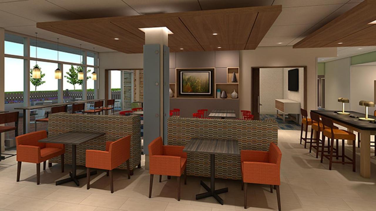 Holiday Inn Express & Suites - Calgary Airport Trail Ne By Ihg Екстериор снимка